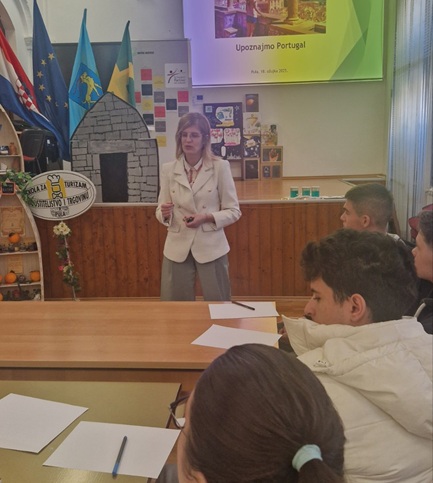 Učenici na kulturološkoj radionici uoči Erasmus+ mobilnosti u Portugal!